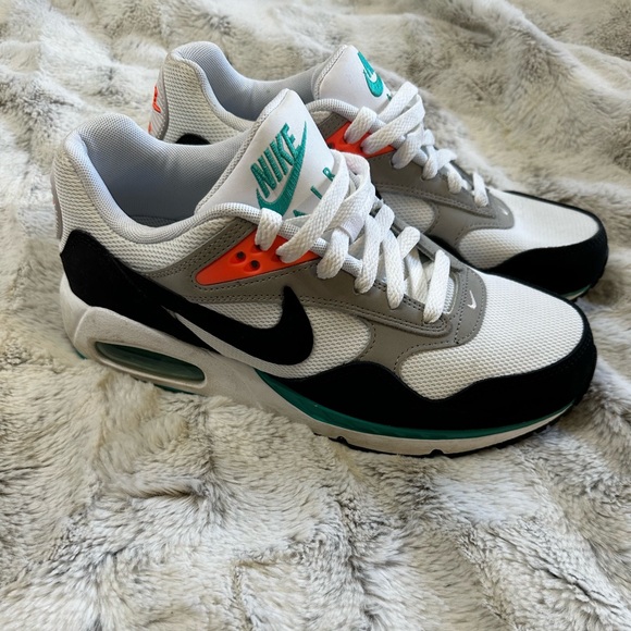 Nike Air Max White Black Green Sneakers Women’s 8.5 - Picture 1 of 9